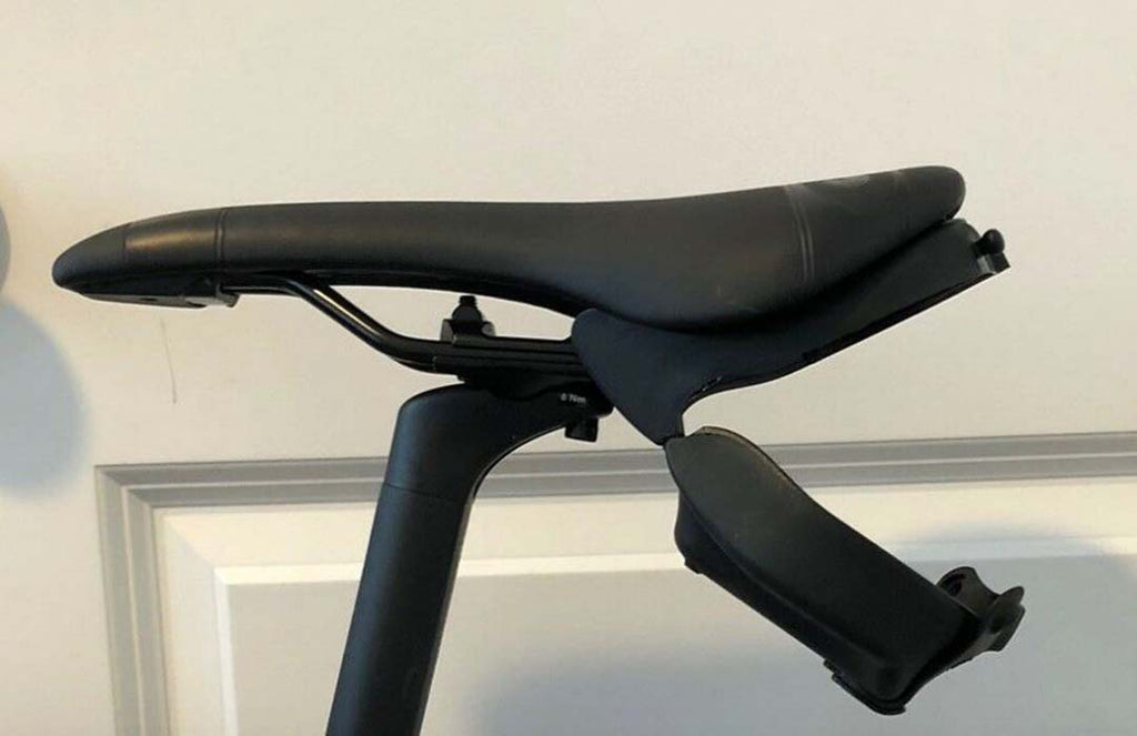 1/ How to swap the bottom sections of the Aeroclam bike saddle bag?